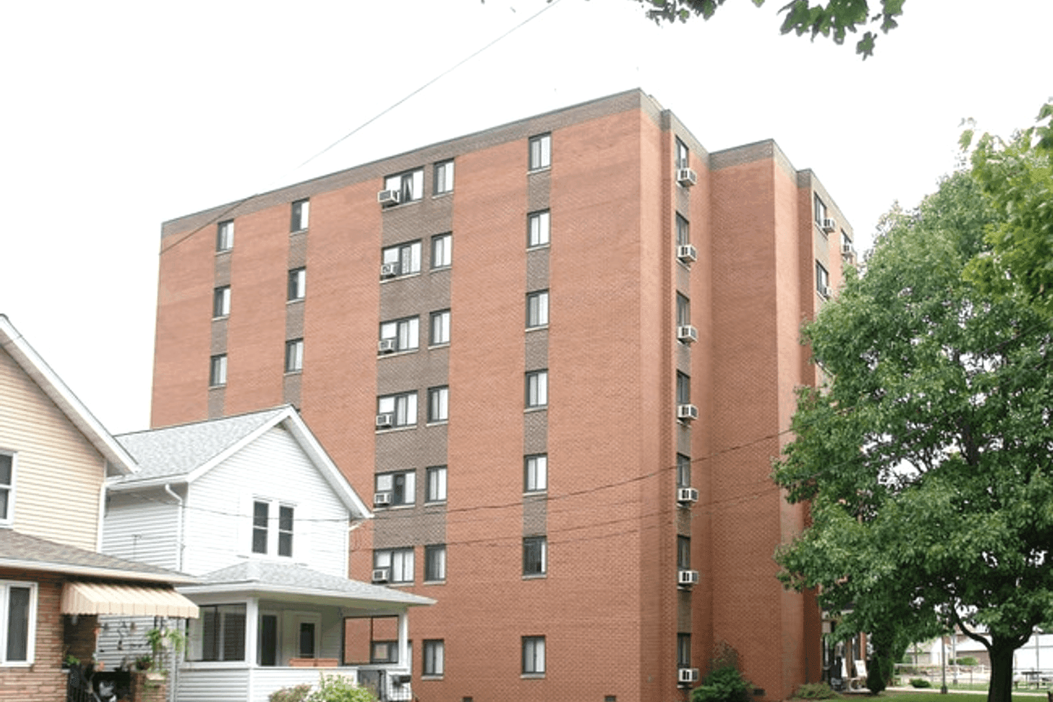 Brackenridge Hall Lofts