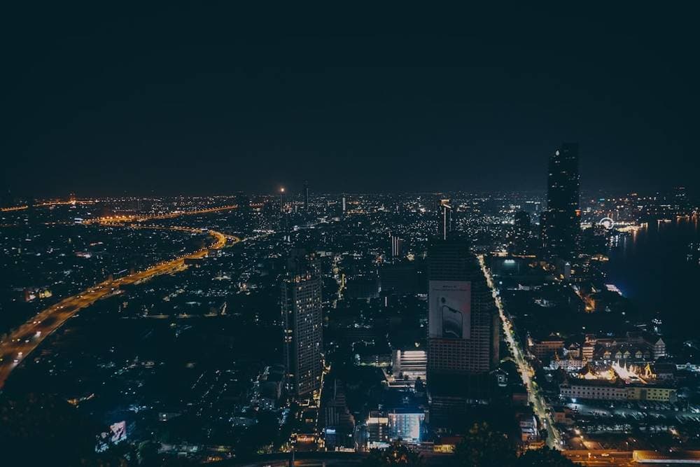 Bangkok Land Prices Soar to 4 Million Baht Per Sq Wah Amid Economic Slump