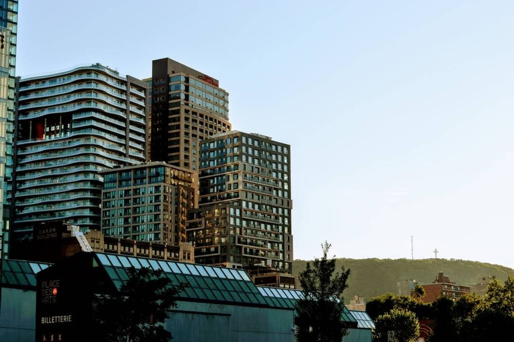 Montreal Housing Market Reaches Record High: Average Price at $687,134 in October 2025