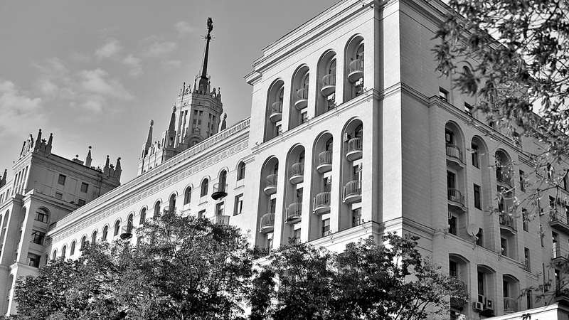 Moscow Primary Apartment Supply Falls by 4% Amid Rising Prices and Mortgage Demand