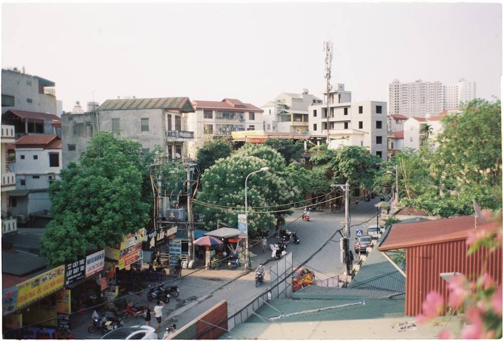 Vietnam's Real Estate Market Enters New Development Cycle in 2025 with Strong Recovery Expected