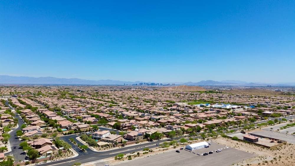 Las Vegas Home Sales Increase by 17% in December 2025 Amid Rising Inventory