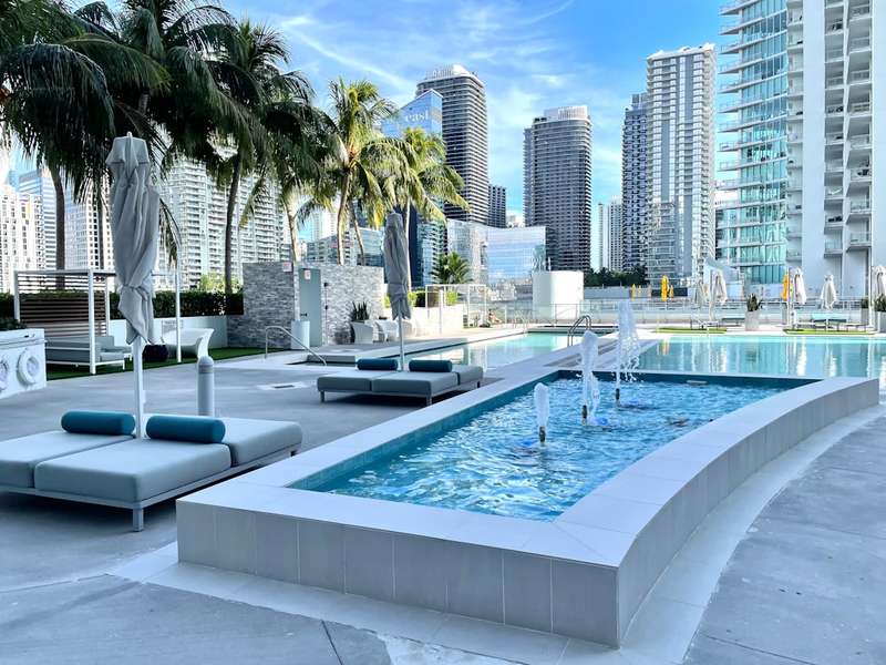 Miami-Dade County Home Sales Surge 5.9% in December Amidst Luxury Market Boom
